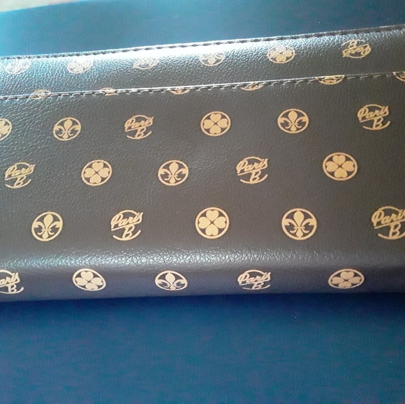Wallet - Picture 2 of 3